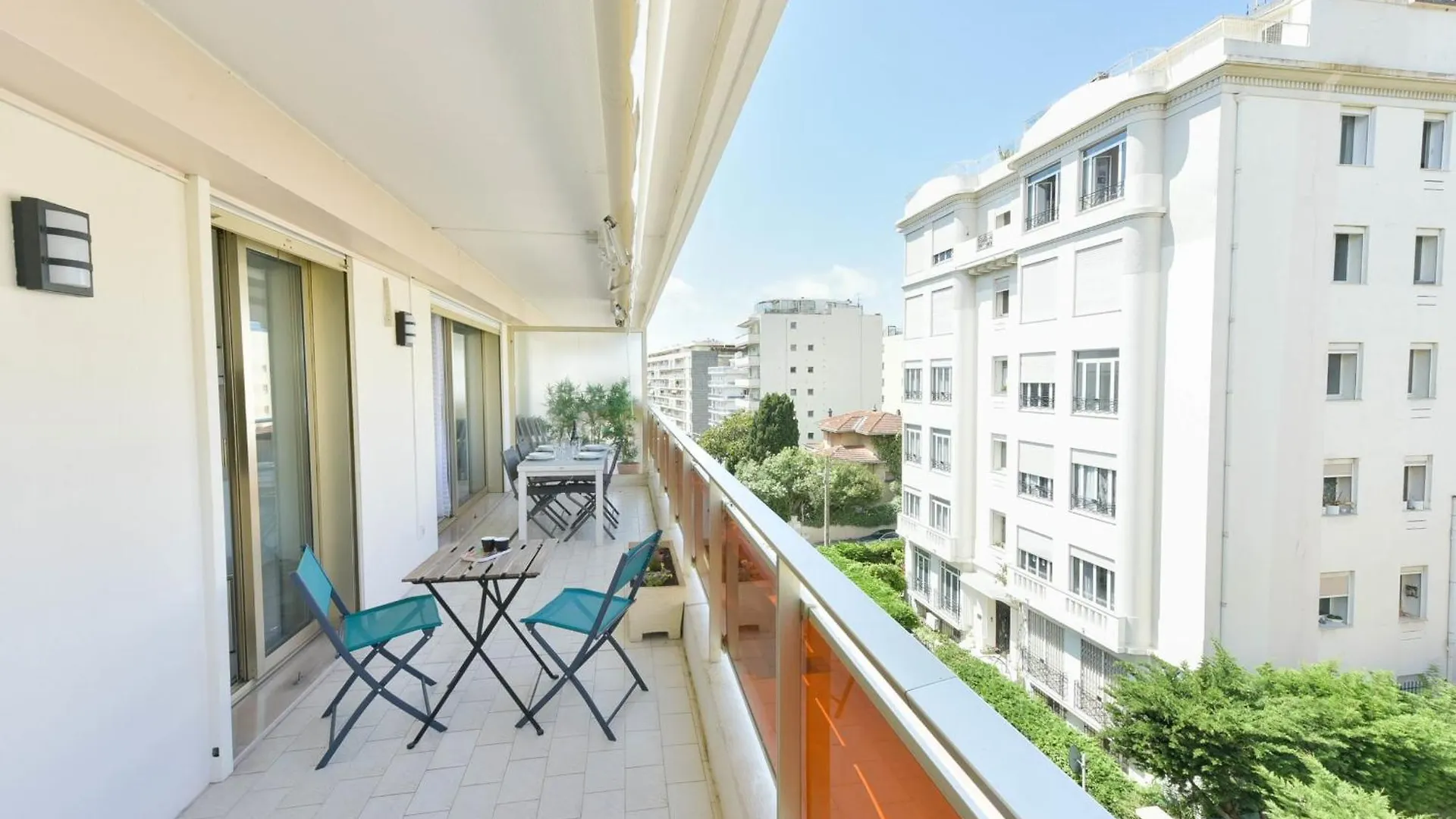 Renovated 1Br Apartment Terrace Walk To Beach Cannes