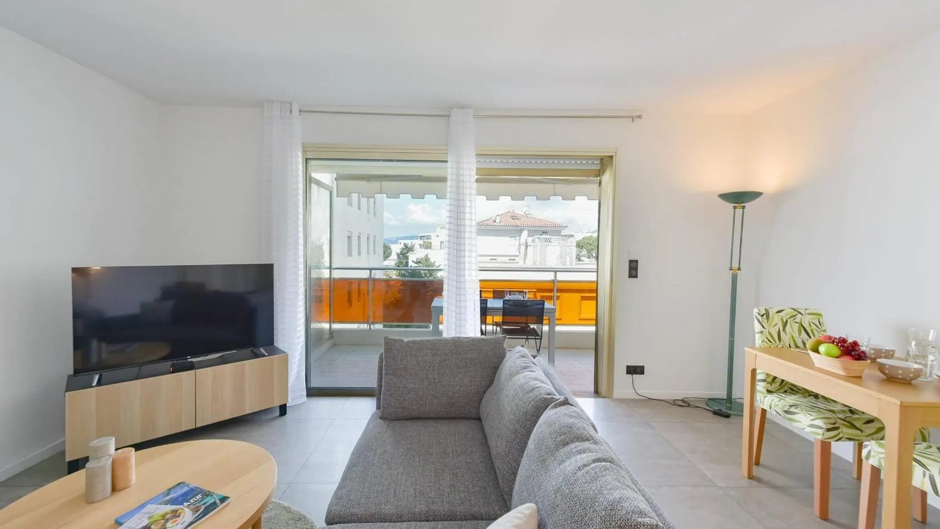 Renovated 1Br Apartment Terrace Walk To Beach Cannes